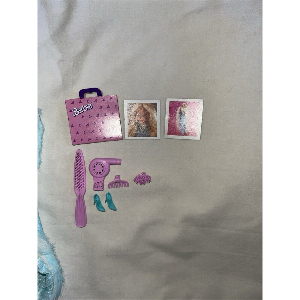 VTG 1985 Magic Moves Barbie Works! Philippines Many Accessories Shoes Etc - Picture 10 of 12